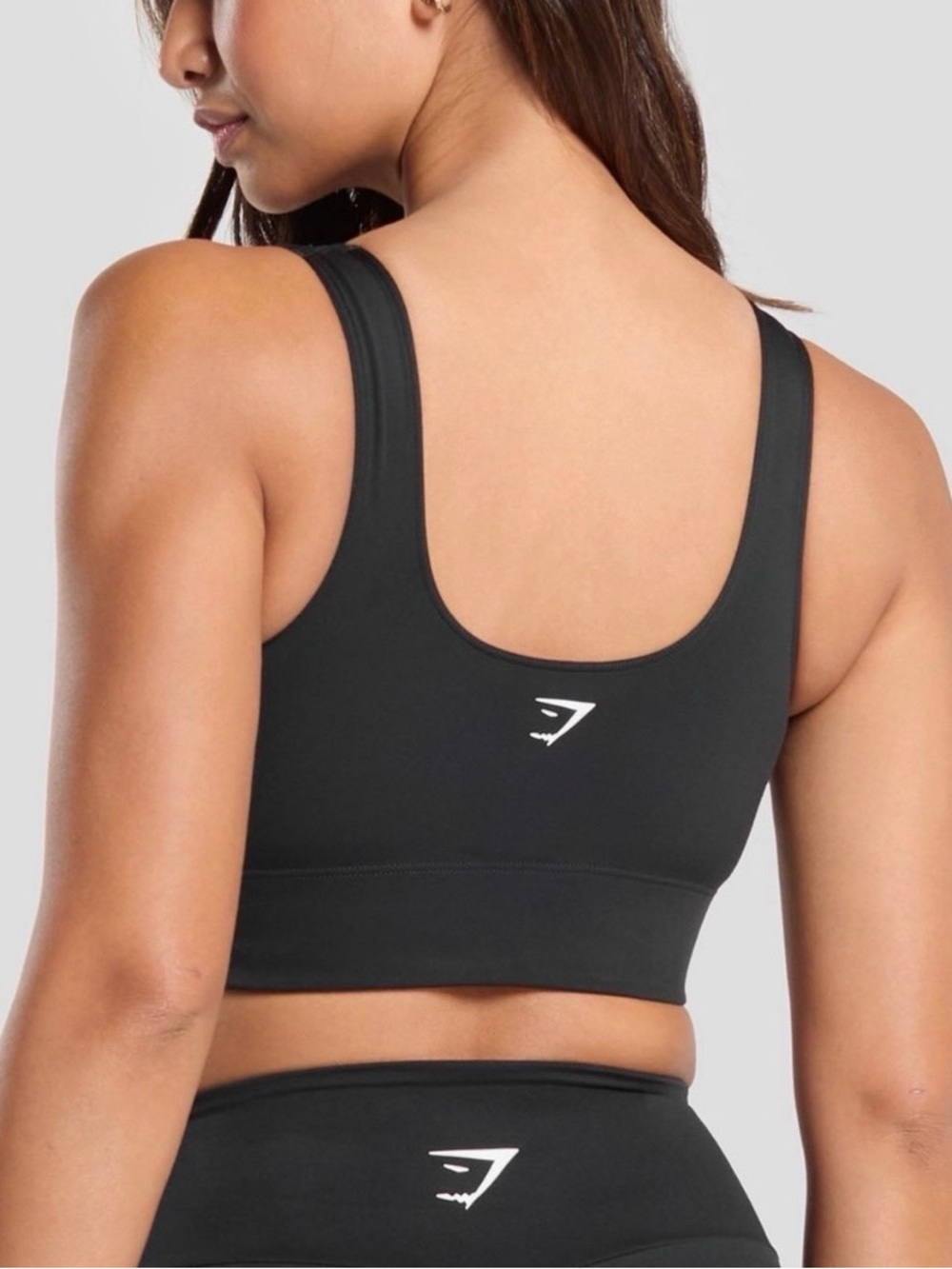 Gymshark Women’s Longline Sports Bra sz medium